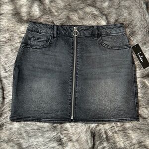 NWT Lulu’s Black Acid Wash Zip Up Denim Mini Skirt Women’s Y2K Size 29